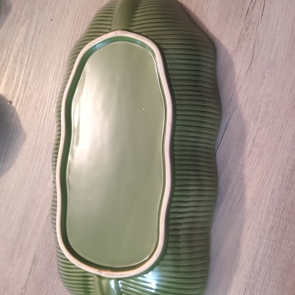 Set 3  Banana Leaf Bowl Portugal Green Salad Serving 13",15",18" - Picture 3 of 4